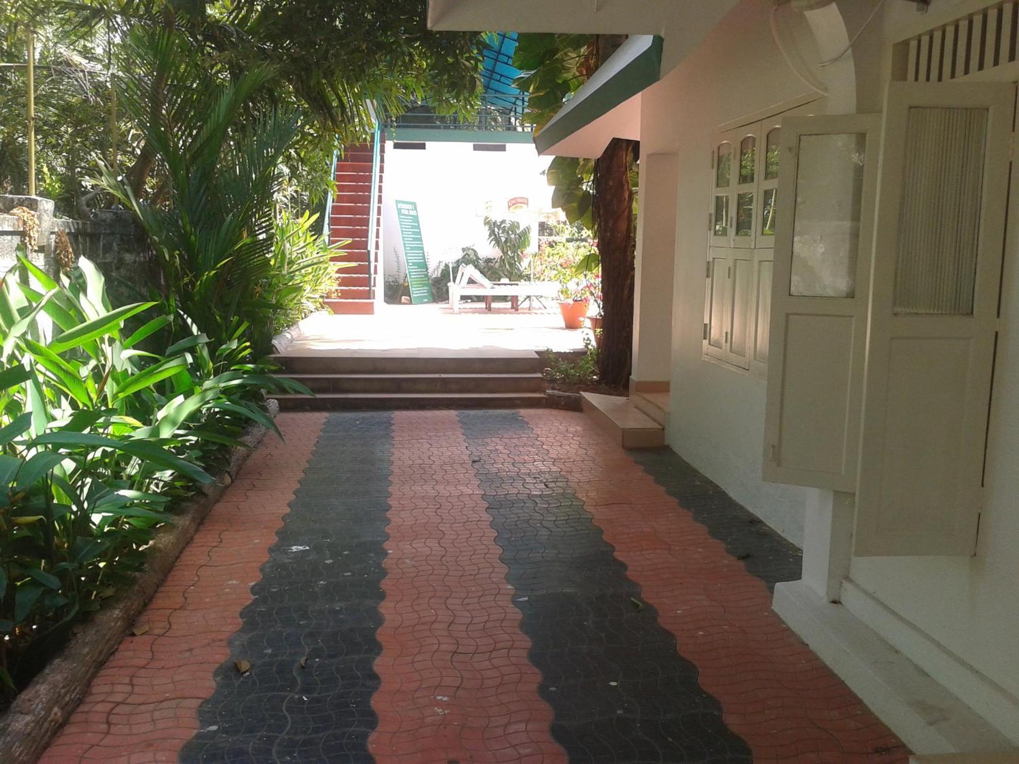 Raja Park Beach Resort Varkala Ngoại thất bức ảnh