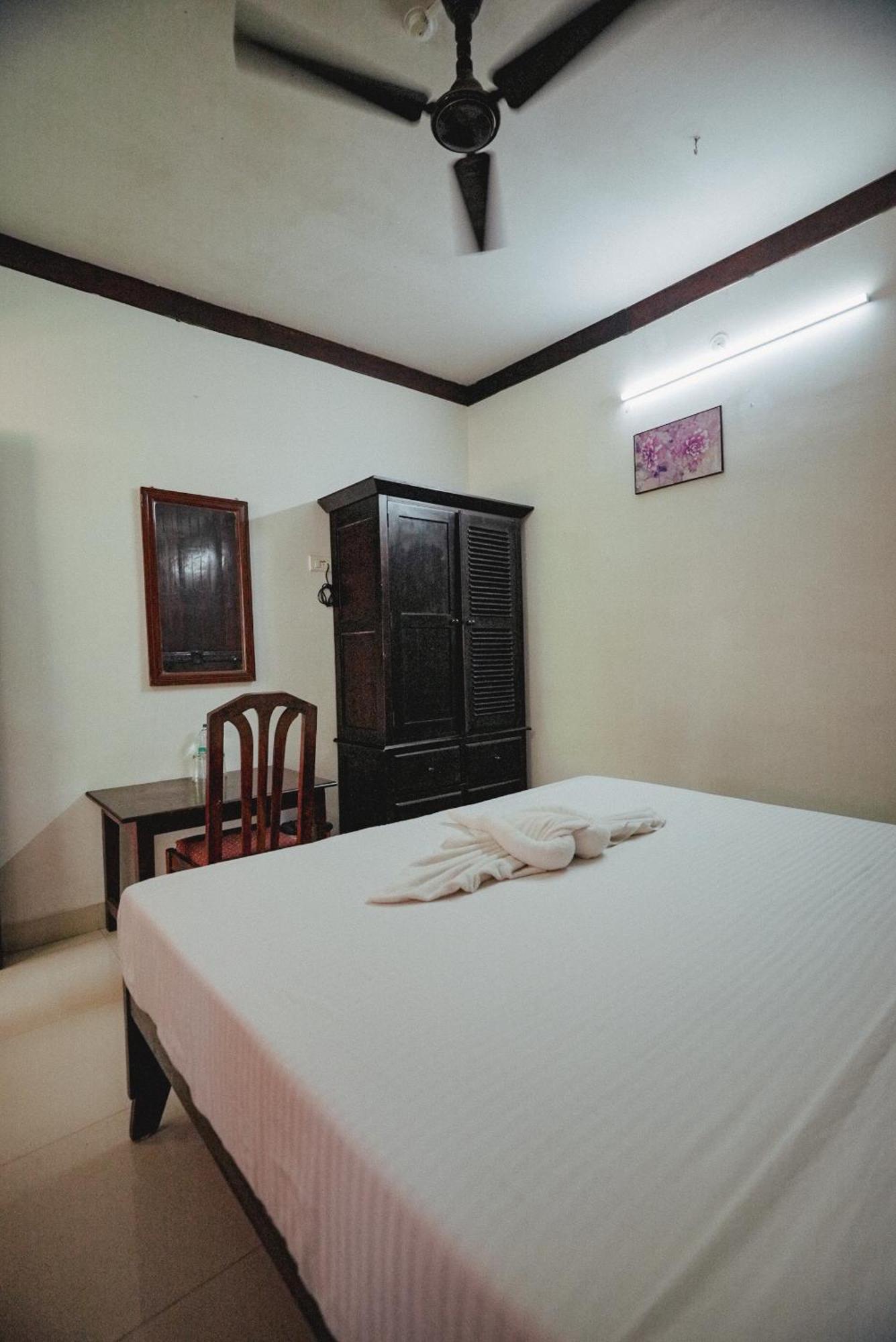 Raja Park Beach Resort Varkala Ngoại thất bức ảnh