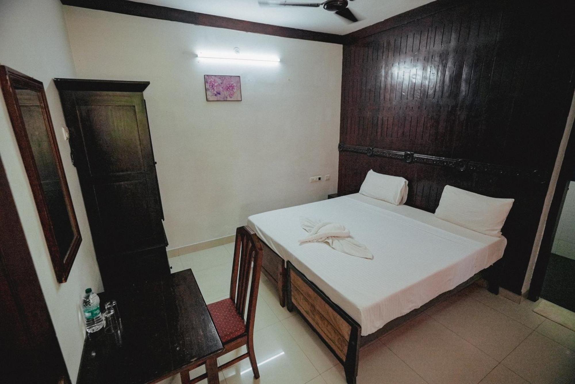 Raja Park Beach Resort Varkala Ngoại thất bức ảnh