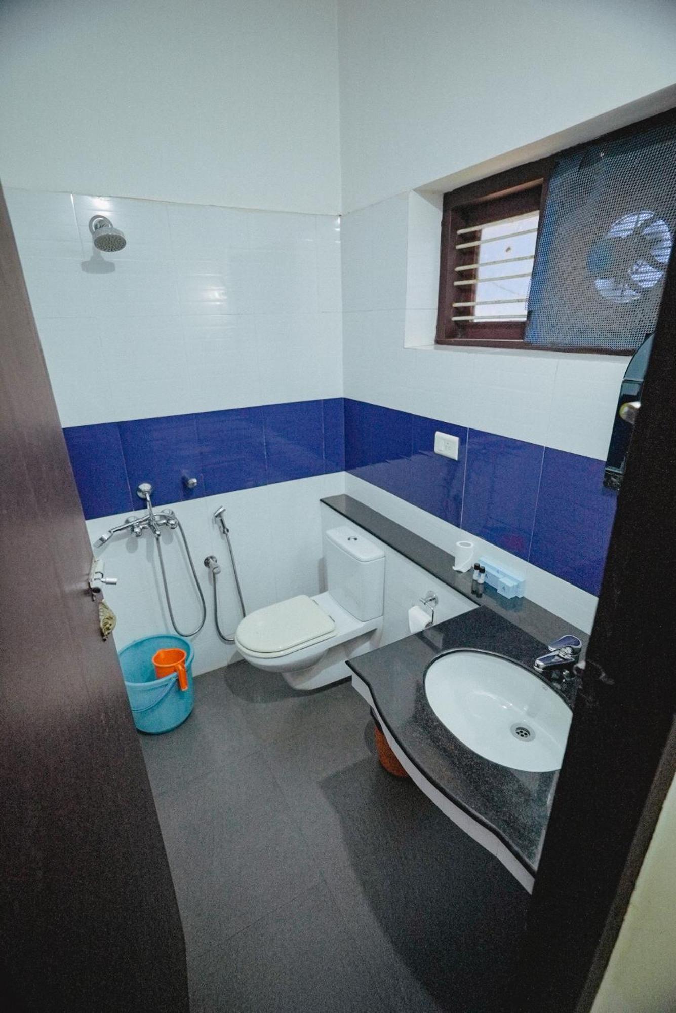 Raja Park Beach Resort Varkala Ngoại thất bức ảnh